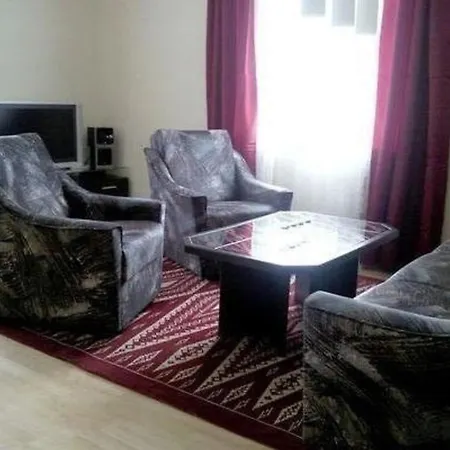 Ferienwohnung Eichendorff In Mit Garten Und Grill Appartamento Prerow